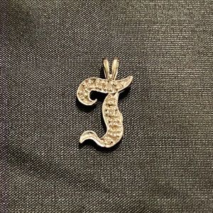 14kt white gold and diamond studded T initial pendant